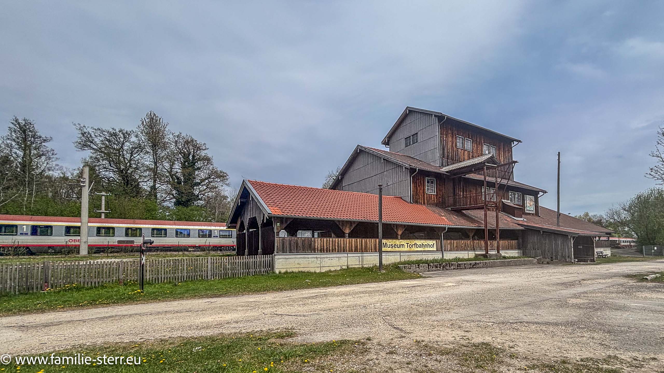 Torfbahnhof / Grassau im Chiemgau