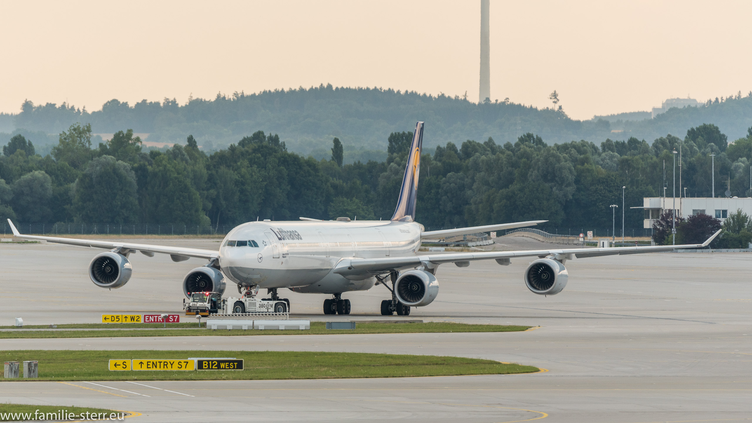 D-AIHK
